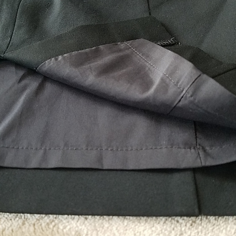 Express Black Lined Skirt Size 4 - Picture 5 of 8